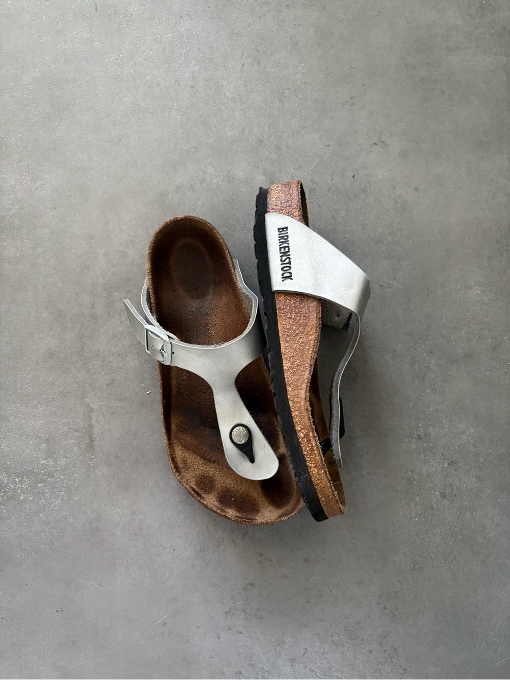 Birkenstock White Gizeh Leather Thong Sandals - Women's